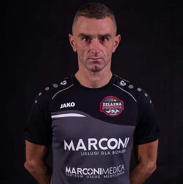Radek Jasiczek znów rusza z pomocą potrzebującemu dziecku podczas świdnickiego półmaratonu!